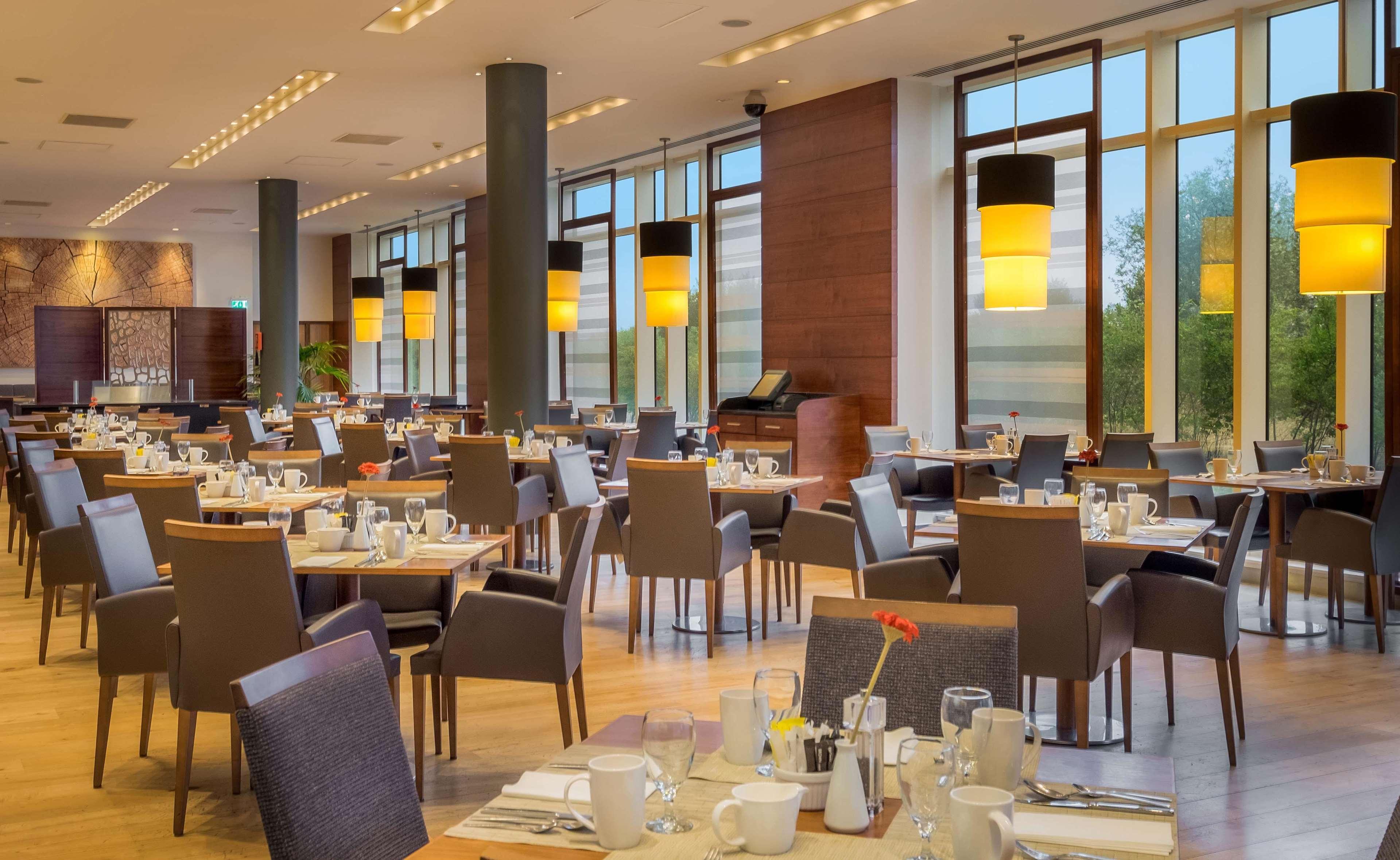 Hilton Reading Hotel Exterior foto