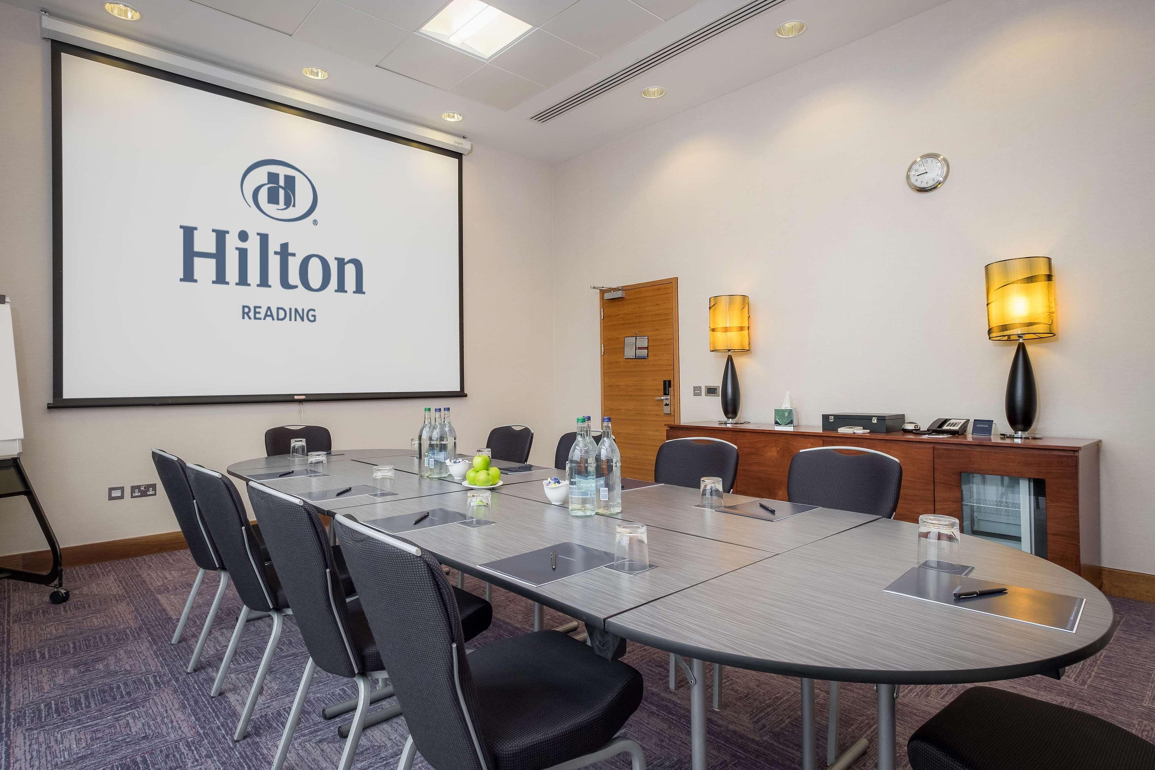 Hilton Reading Hotel Exterior foto