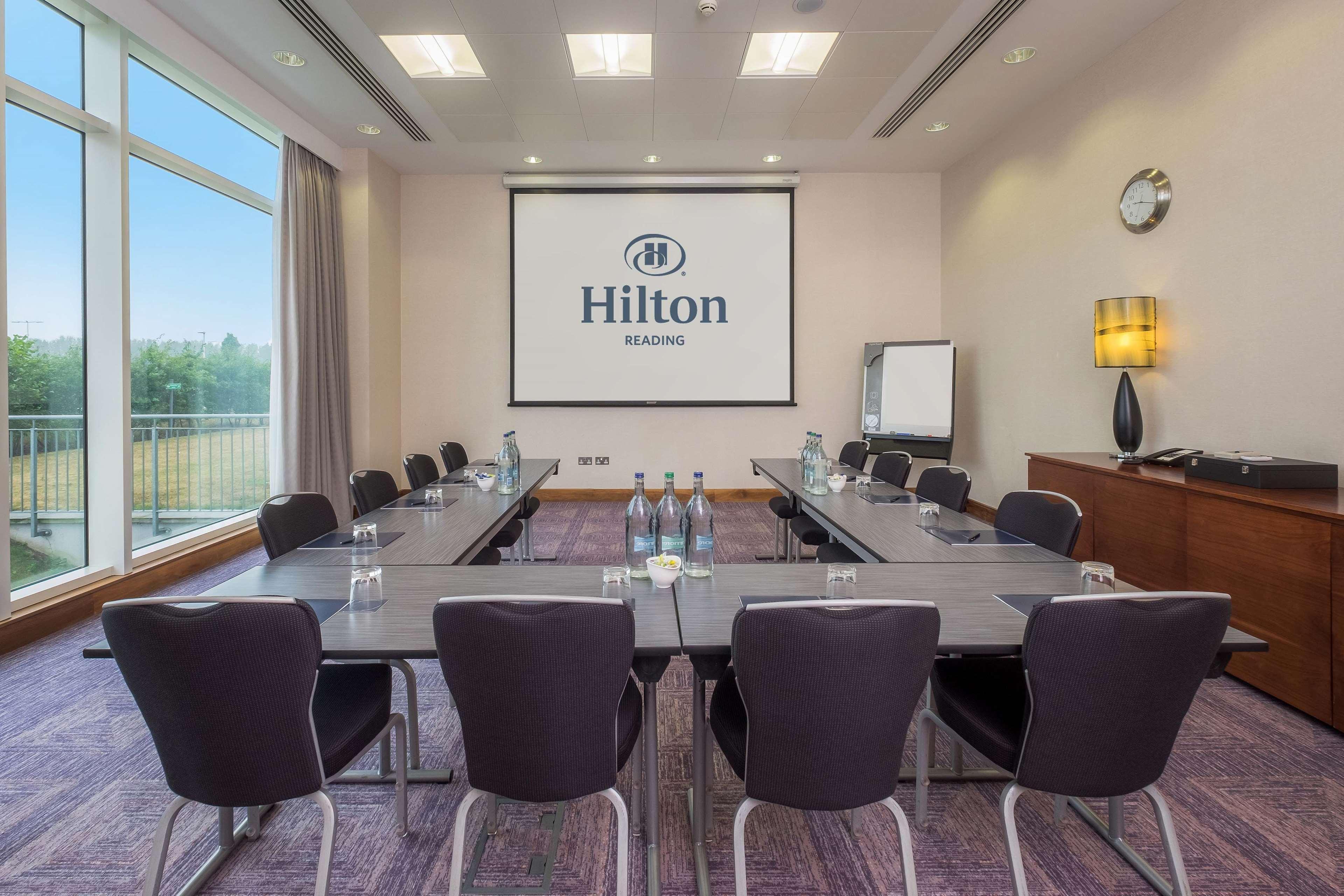 Hilton Reading Hotel Exterior foto