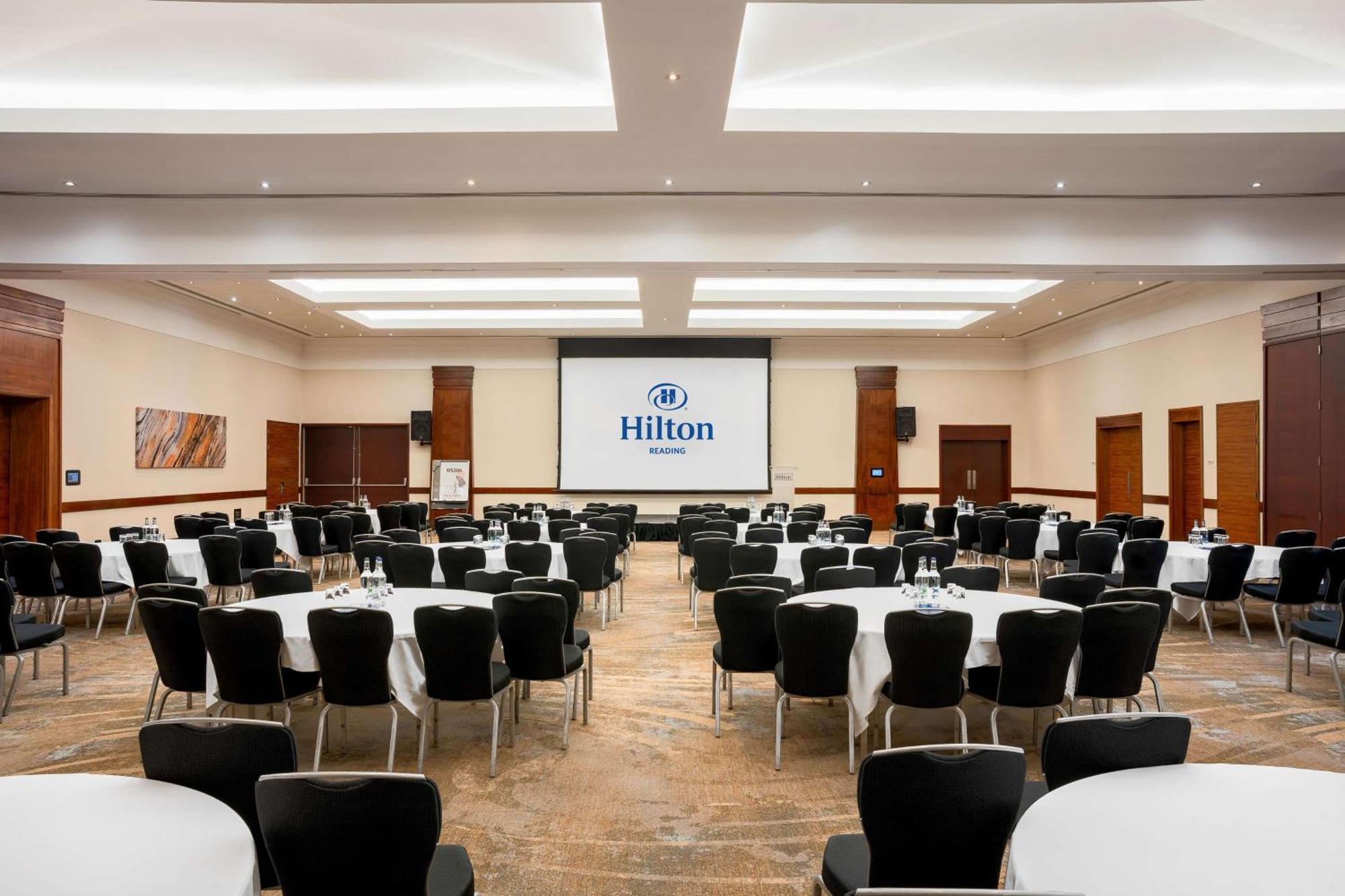 Hilton Reading Hotel Exterior foto